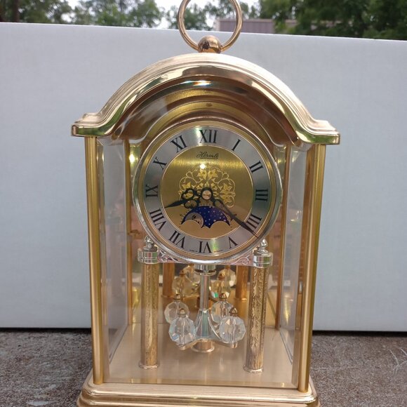 Vintage Hermle Mantel Clock - Made in Germany - Picture 2 of 3